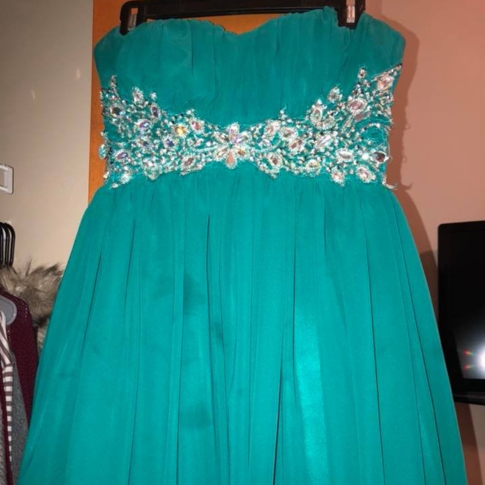 Short Homecoming/Formal Dress